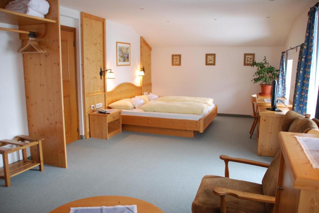 Der Erlhof Restaurant & Landhotel Τσελ αμ Ζέε Δωμάτιο φωτογραφία